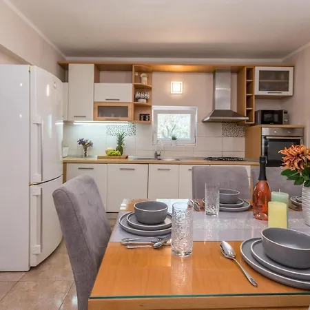 Gorgeous In With Kitchen *